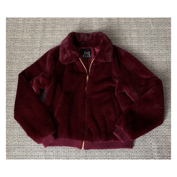 Excellent pre-owned super soft plume color faux fur 2 side pockets zipper jacket - Picture 9 of 9